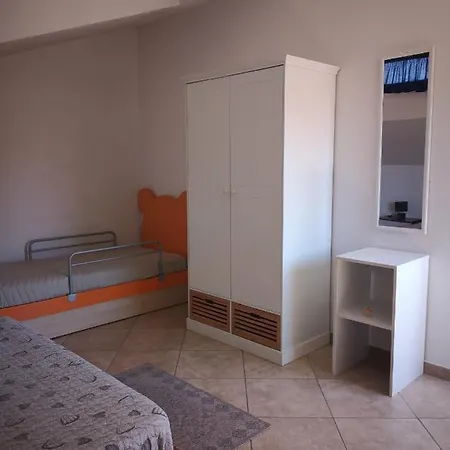 بيت للعطل Casa Daniela *